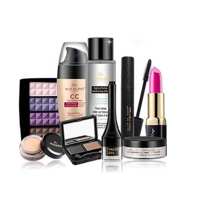 彩妝與衛(wèi)生用品的雙重奏 現(xiàn)代美妝產(chǎn)品的安全與品質(zhì)